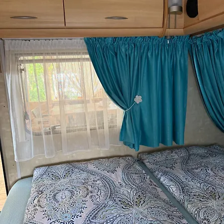 Campsite каравана морски блясък Chernomorets